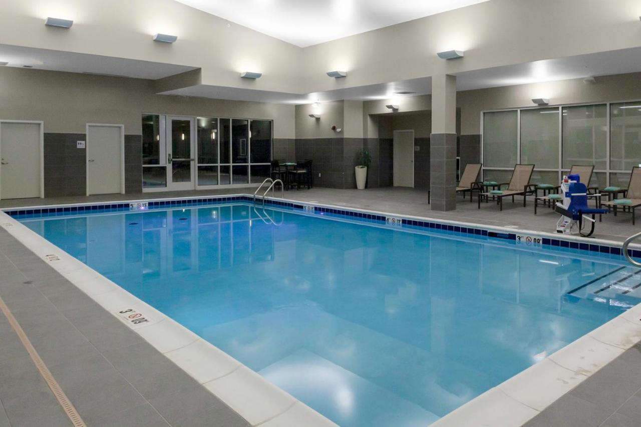 Hotel Courtyard By Marriott St. Louis West County Town and Country Exterior foto